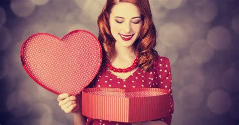 10 Things Every Woman Wants On Valentine S Day Therichest