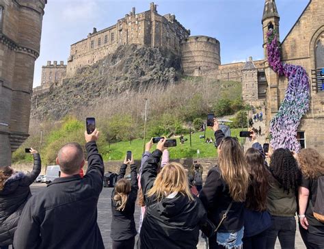 plans   mast  edinburgh castle viewpoint scrapped bbc news