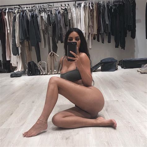 kim kardashian sexy butt 13 new photos the fappening