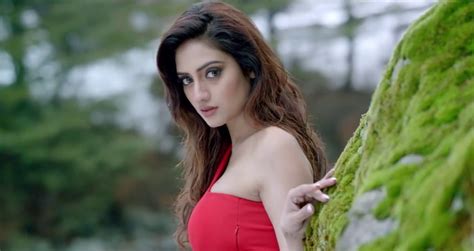 celebrity hot 123 nusrat jahan hot cute stills and bikini