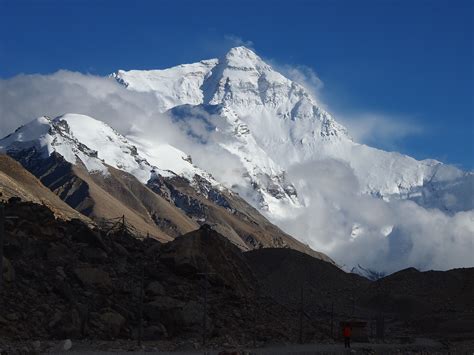 mountain  covered  snow  clouds