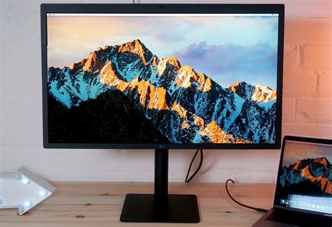 lg ultrafine  display review    perfect cinema display replacement