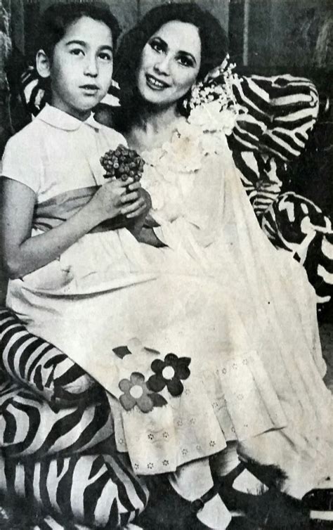 Dewi And Her Only Daughter Kartika Sari Soekarnoputri No 67 Kartini