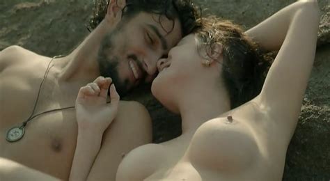 Naked Fernanda Vasconcellos In Pequeno Dicionário Amoroso 2