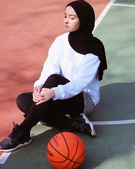 hijab sportswear  instagram inspiring girl atwithahsen
