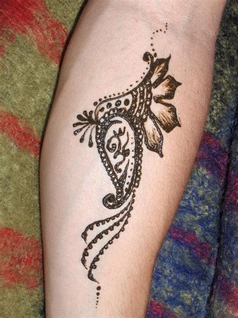 pakistan cricket player cool henna designs