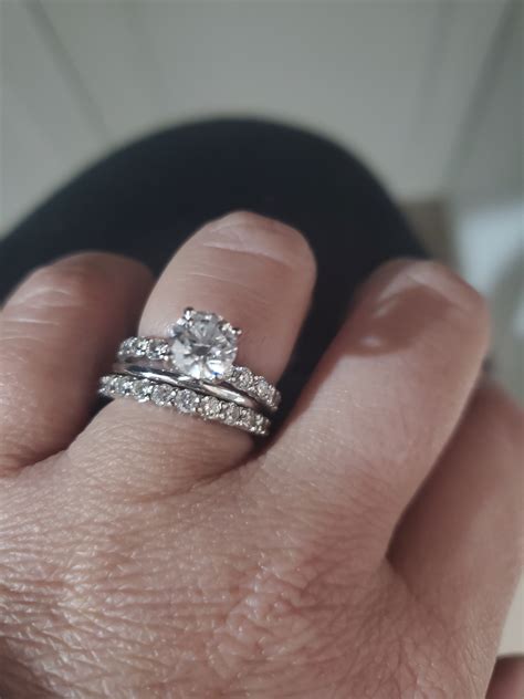 Which Wedding Band Goes With Engagement Ring