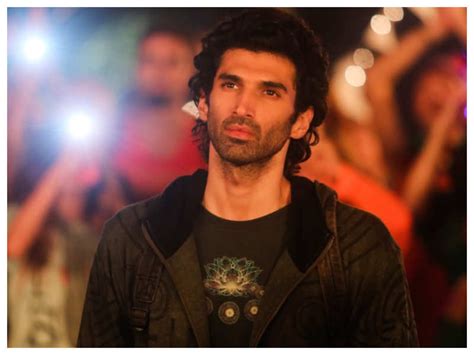 ‘malang’ You Cannot Take Your Eyes Off Aditya Roy Kapur In This