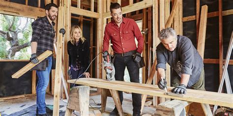 inside discovery s restoration of the iconic brady bunch home