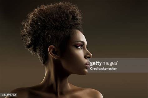 ヌード 外国人 女性 ストックフォトと画像 Getty Images