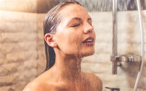 Experts Reveal Why You Shouldn’t Be Showering In The Morning Habits