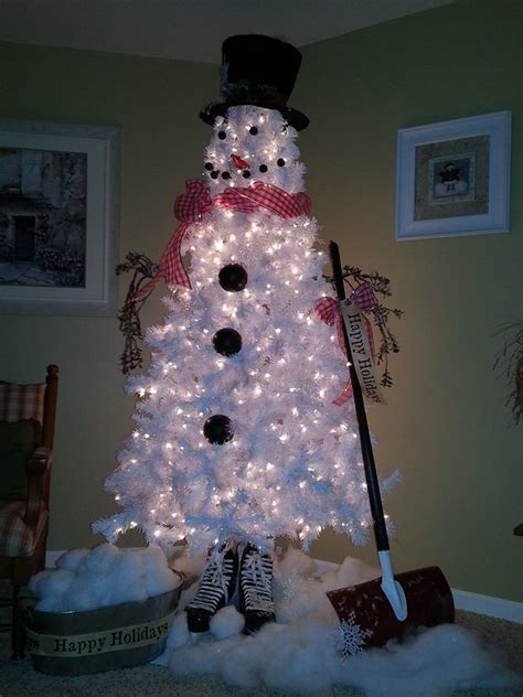 unusual christmas tree decorating ideas