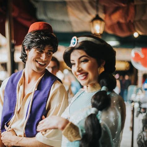 Aladdin And Jasmine Disney Characters Couples Disney Face Characters
