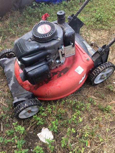 Huskee 21 Inch Cut Push Mower Runs Great For Sale In