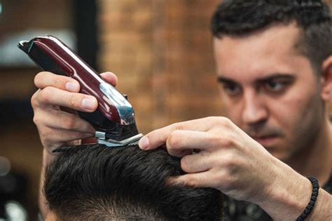men hair cutting photo      short haircuts men