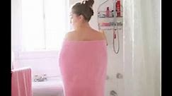 Girl dropped The Towel - Leaked Video