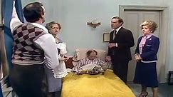Fawlty Towers - S02E04 - The Kipper And The Corpse - Video Dailymotion