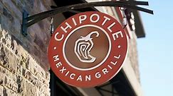 Chipotle robots may soon construct your salads and bowls