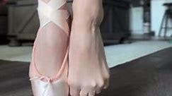 Bloch Dance USA - Behind the beauty of dancing in pointe...