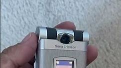 Sony Ericsson Z800 - 256K Colours TFT Screen - Memory Stick Duo | Tech Throwback