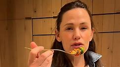 Zoodles and Tomato Sauce Recipe by Jennifer Garner | Pretend Cooking Show