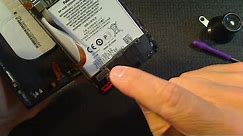 Nokia Lumia 920 repair - Fixing a loose battery