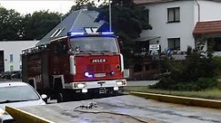 Alarmowo Jelcz 442 z OSP Doręgowice do pożaru zakładu
