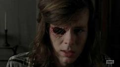 The Walking Dead 7x07 Negan Makes Carl Take Off His Eye Bandage