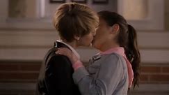 Kids Kissing On The Gate | Cute Kiss | Cute Girl Kissing | Cute Lips | Teen Kissing | Love Scene