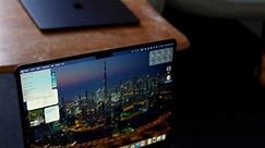 MacBook Air M3 : le meilleur ordinateur portable s’adapte aux traces de doigts - Vidéo Dailymotion
