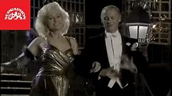 Helena Vondráčková & Jiří Korn - Fred Astaire Medley (oficiální video)