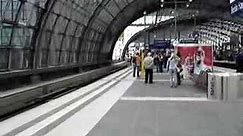 Zugansage in Berlin Hauptbahnhof