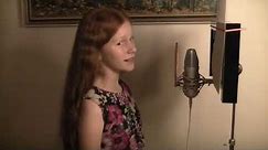Vánoční ukolébavka ( Christmas lullaby ) - Luci Lucie Sedláčková 💓 ( Official Video )