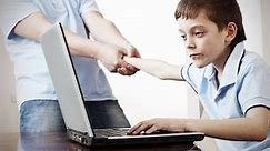 Dzieci sieci - uzależnieni od Internetu Dokument Lektor PL