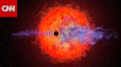 تلسكوب هابل يرصد انفجار غلاف جوي لأحد الكواكب بسبب إشعاع نجمه