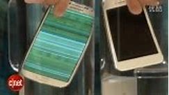三星 Galaxy S4 vs. iPhone 5 暴力测试 by CNET UK