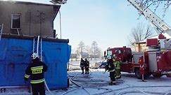 Pożar w gminie Kochanowice. Ogień zniszczył dom strażaka z OSP Kochcice. Koledzy i mieszkańcy zorganizowali zbiórkę