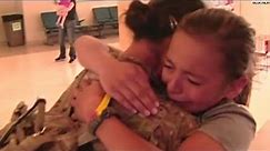 Army mom and dad surprise kids with homecoming!