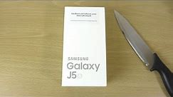 Samsung Galaxy J5 2016 - Unboxing & First Look! (4K)