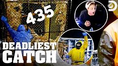 The Saga Finds 435 Crabs in ONE Pot | Deadliest Catch