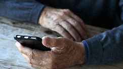 Rossen Reports: Best cell phone plans for seniors