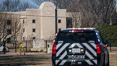 Rabbi recounts moment he escaped from synagogue gunman