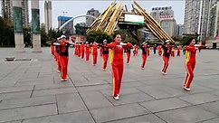 傑·文化-貴州之旅2:貴陽築城廣場集體操Kit.Culture-Guizhou Trip 2:Ladies undergoing morning exercise at Zhucheng Square