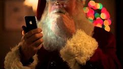 Apple iPhone 4S Siri helps Santa - iphone christmas commercial