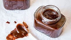 Low-Carb Spicy Chocolate BBQ Sauce | KetoDiet Blog