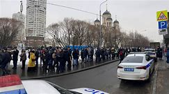 Long lines of mourners shown on Alexei Navalny's YouTube channel