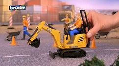 Bruder Toys JCB Micro Excavator 8010 CTS with Worker #62002