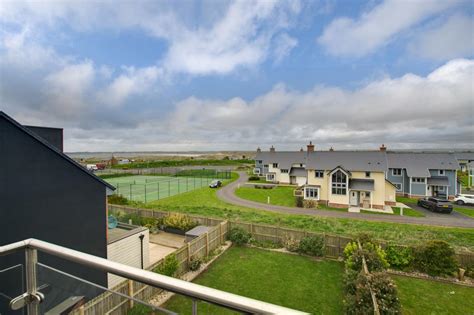 4 Bedroom Cottage in Beadnell - Dog Friendly Holiday Cottage in ...