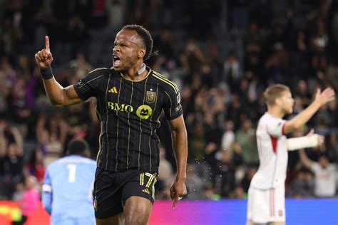 What Matches With Orange