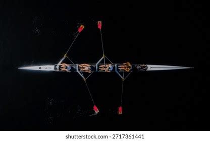 Vessels and crew : résultats (55 mille) d’images libres de droits, de ...